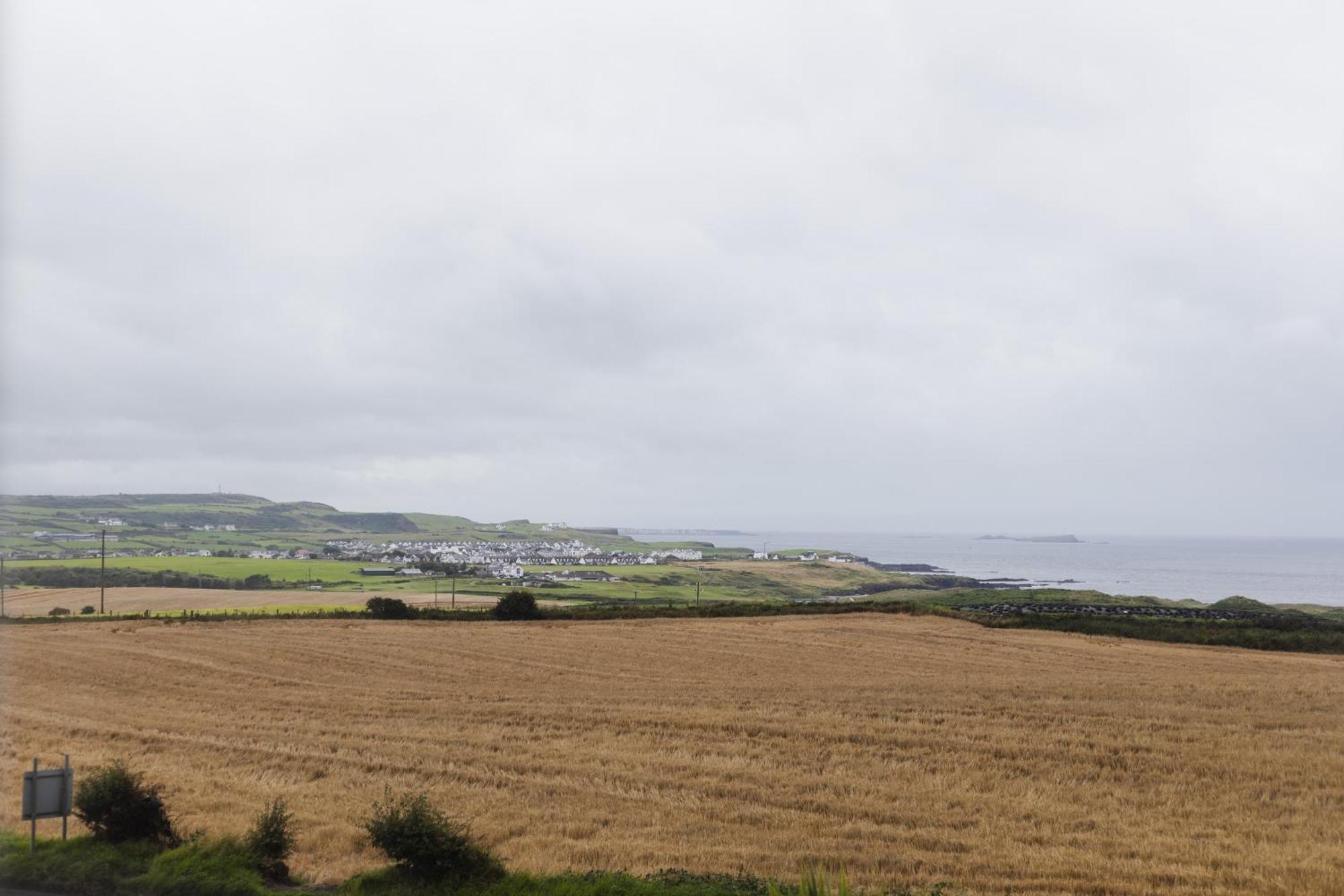 Gray'S At Bushmills Hotel Buitenkant foto
